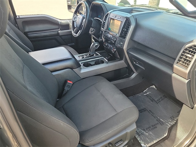 2019 Ford F-150 XLT photo 24