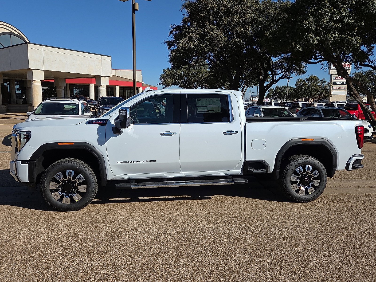 2026 Gmc Sierra 2500 HD Denali photo 2