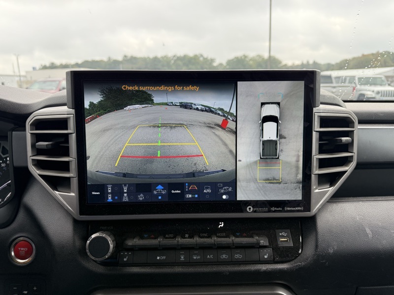 2023 Toyota Tundra SR5 CrewMax photo 13