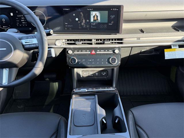 2025 Hyundai Tucson Hybrid Limited photo 16
