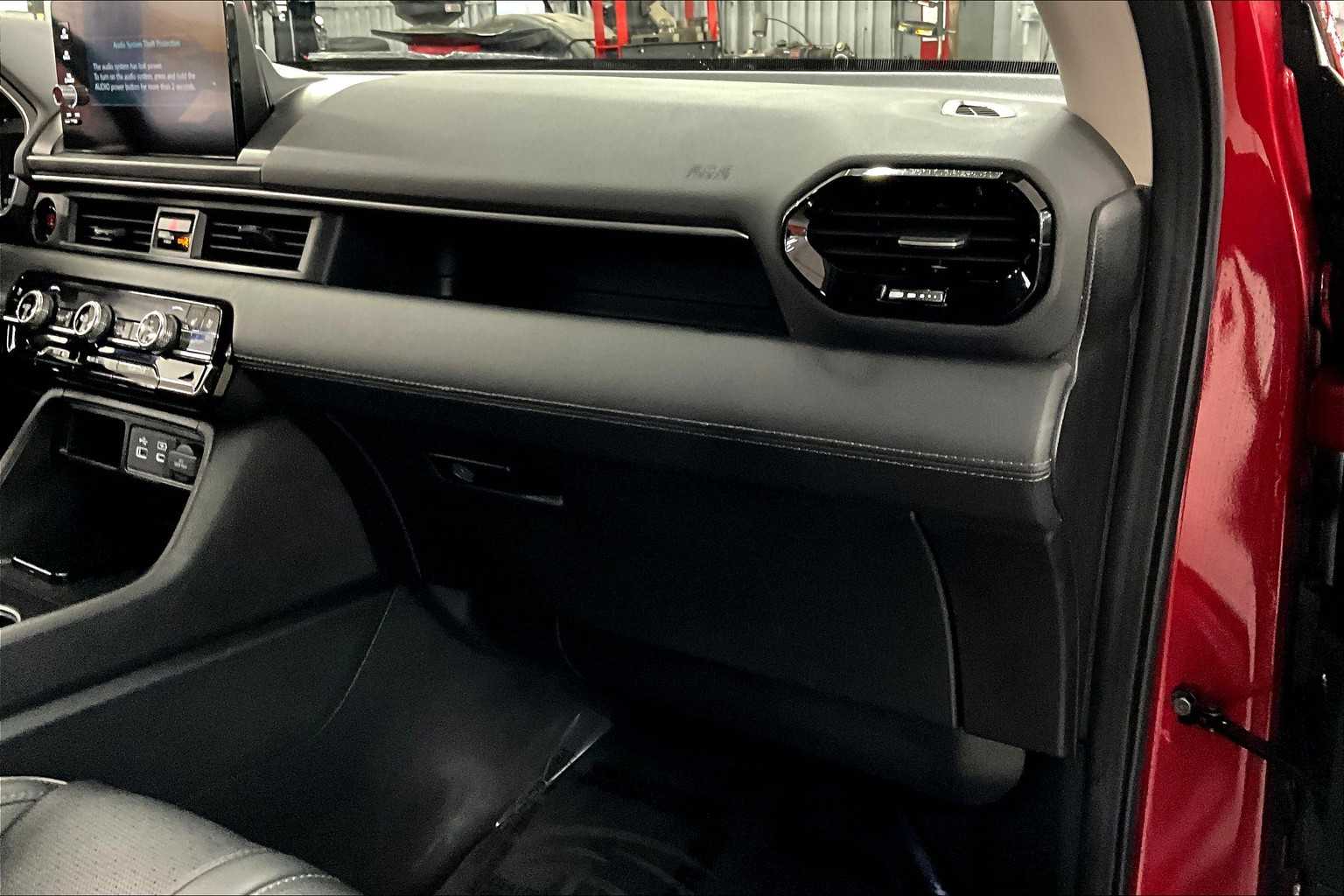 2023 Honda Pilot Elite photo 17