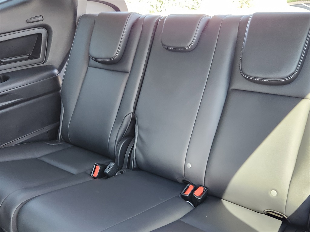 2024 Subaru Ascent Touring photo 11