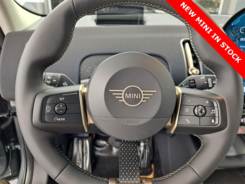 2025 Mini Countryman ALL4 Signature photo 19