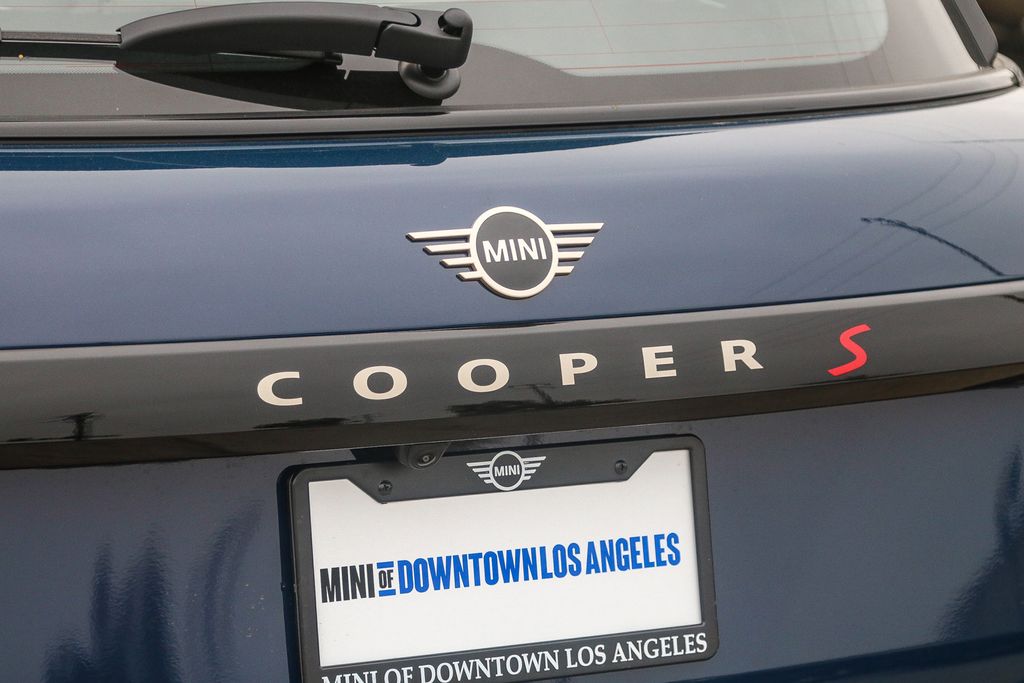 2026 Mini Cooper 4 Door Hardtop Signature photo 8