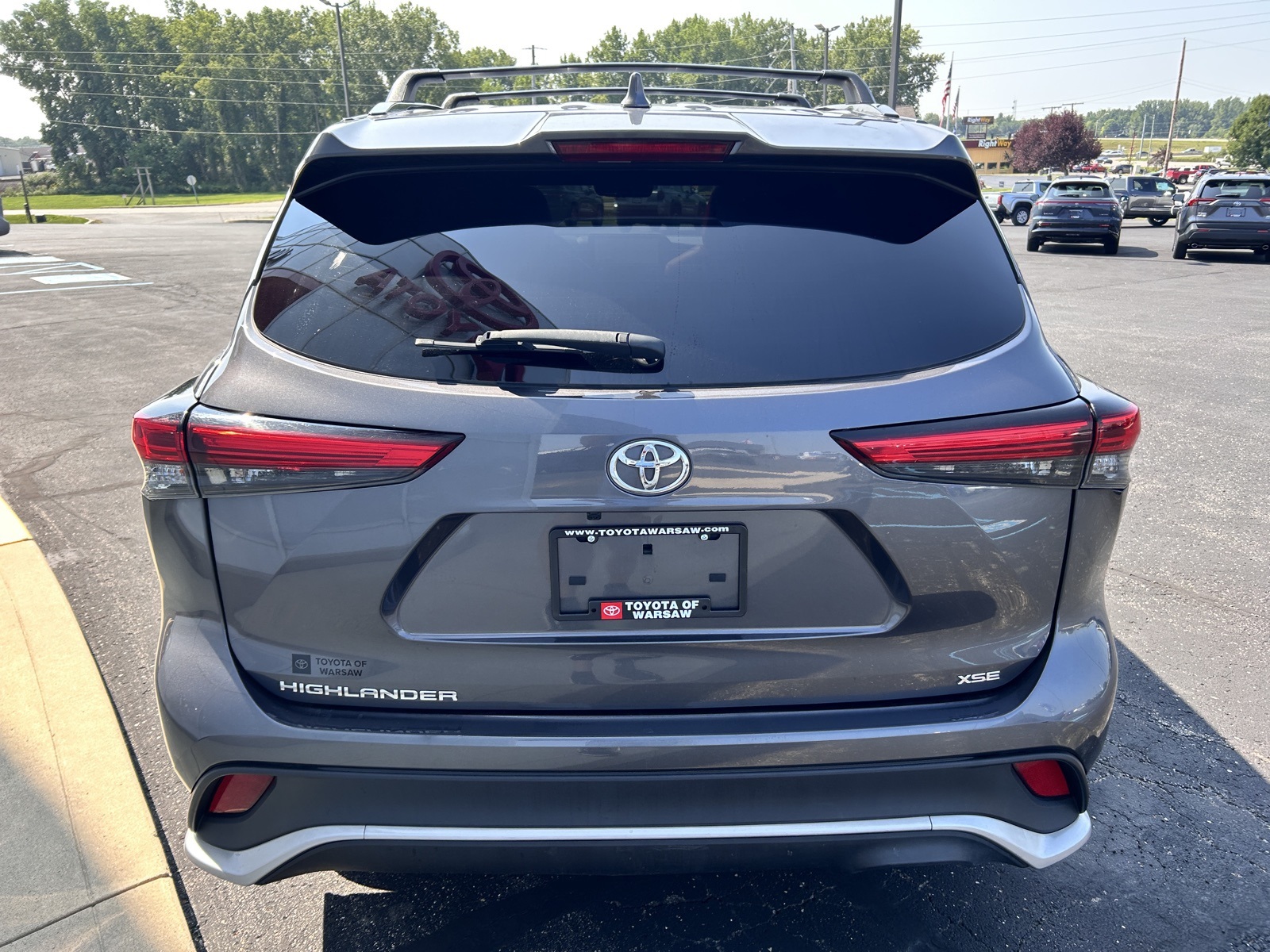 2023 Toyota Highlander XSE photo 10