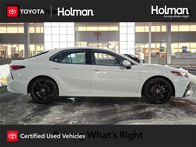 2023 Toyota Camry XSE's photo