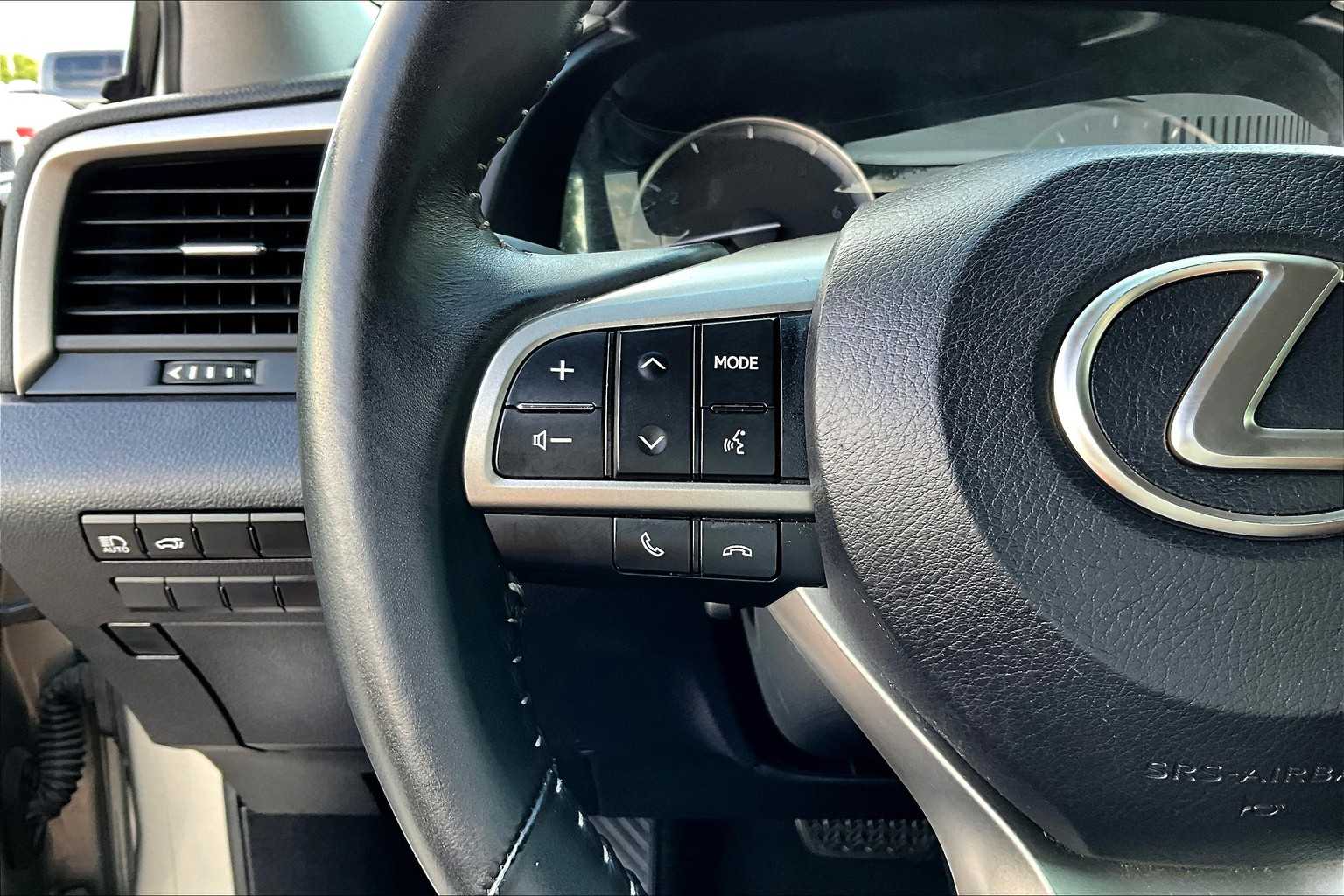 2018 Lexus RX photo 23