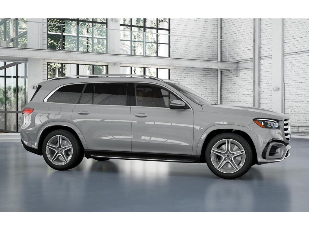 2025 Mercedes Benz GLS 450 4MATIC photo 13