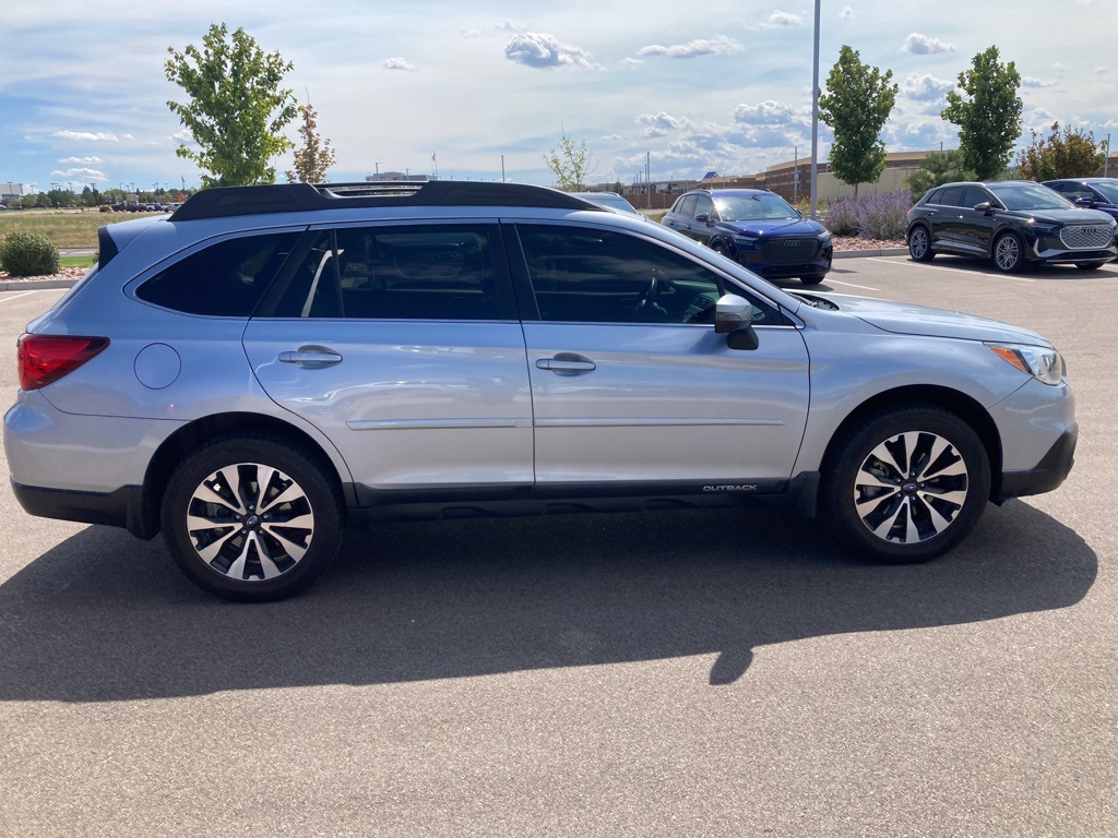 2016 Subaru Outback 3.6R Limited photo 4