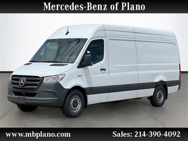 2024 Mercedes-Benz eSprinter Cargo Van Base's photo