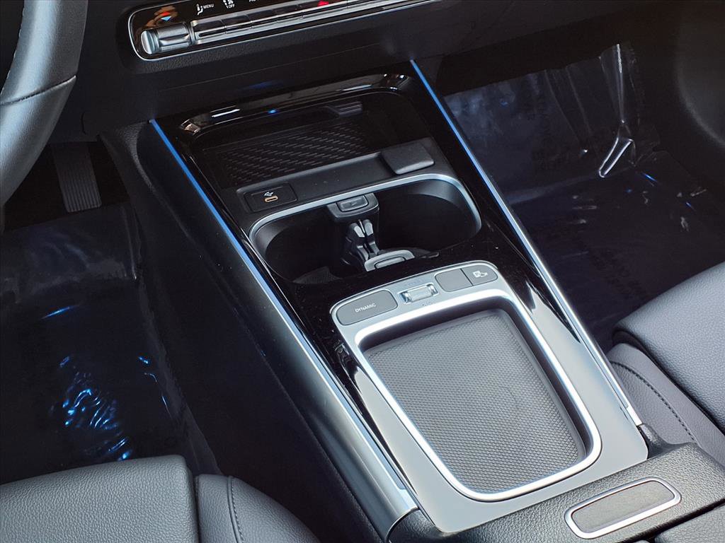 2025 Mercedes Benz GLA 250 4MATIC photo 4