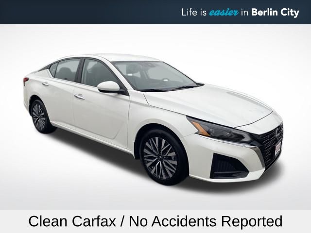 2023 Nissan Altima SV