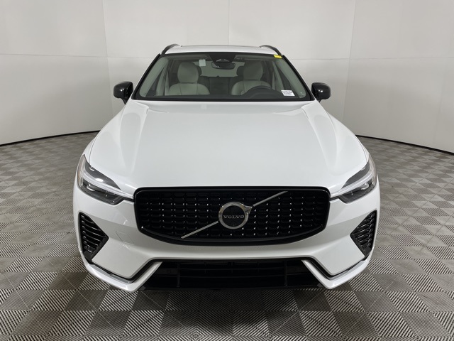 2024 Volvo XC60 Recharge T8 Plus photo 4