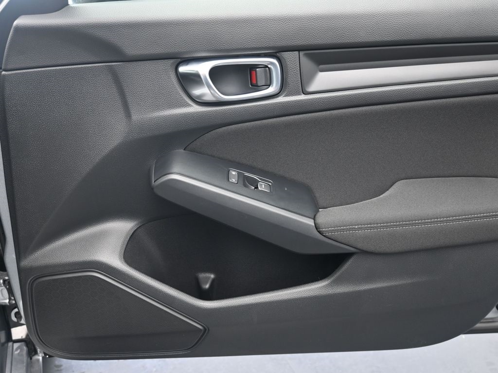 2025 Honda Civic Hatchback Sport photo 26