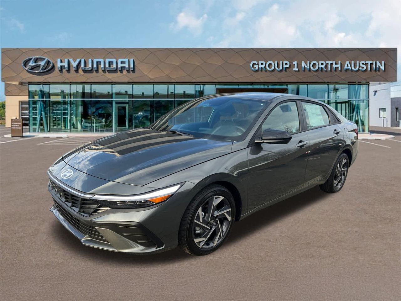 2025 Hyundai Elantra SEL Sport photo 3