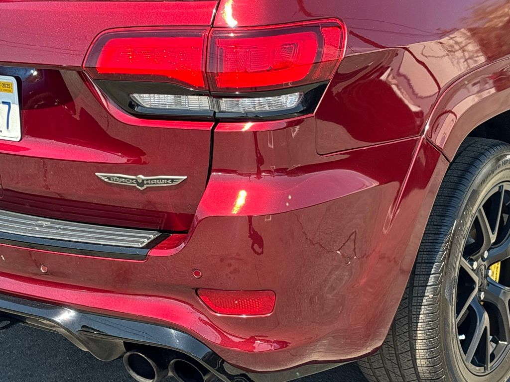 2021 Jeep Grand Cherokee Trackhawk photo 3