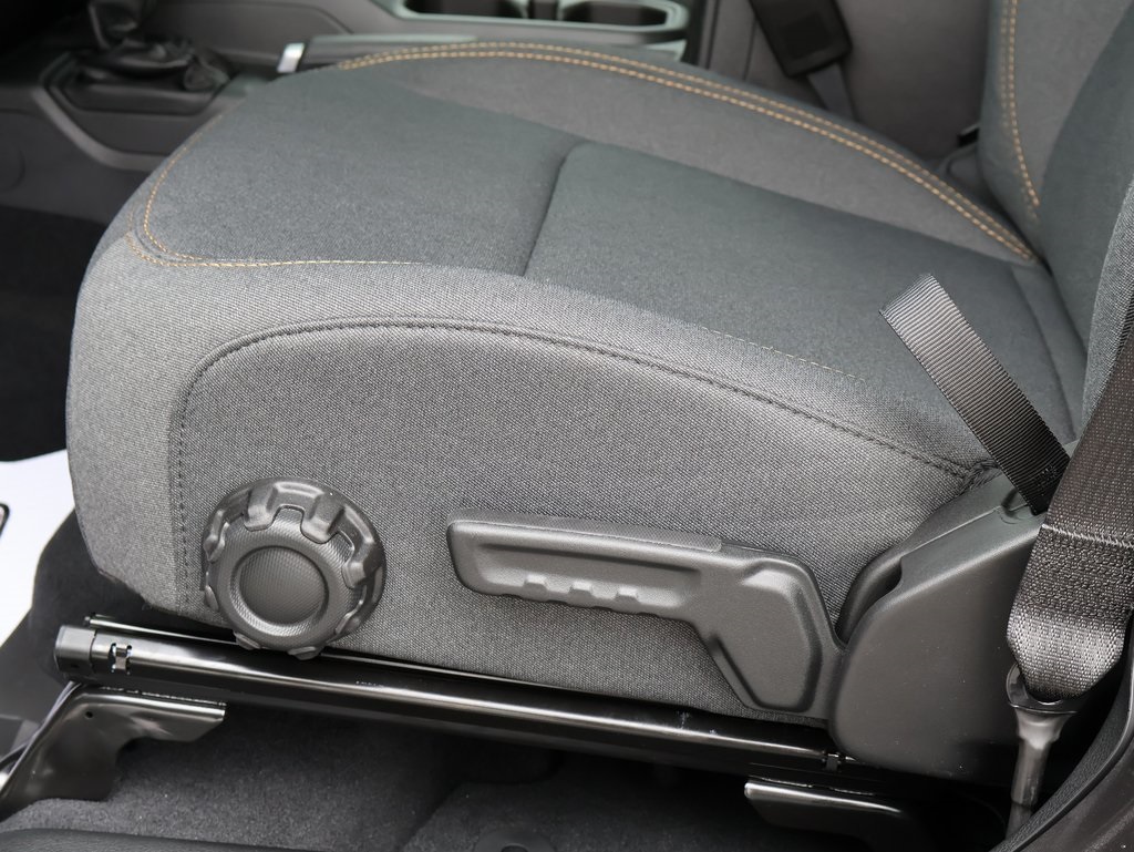 2025 Jeep Gladiator Sport S photo 21