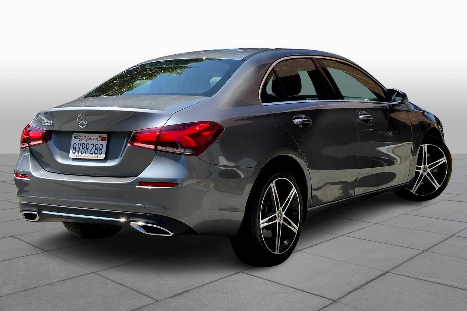 2021 Mercedes Benz A 220 photo 11