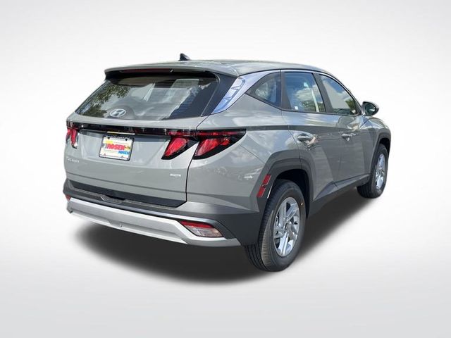 2025 Hyundai Tucson SE photo 4