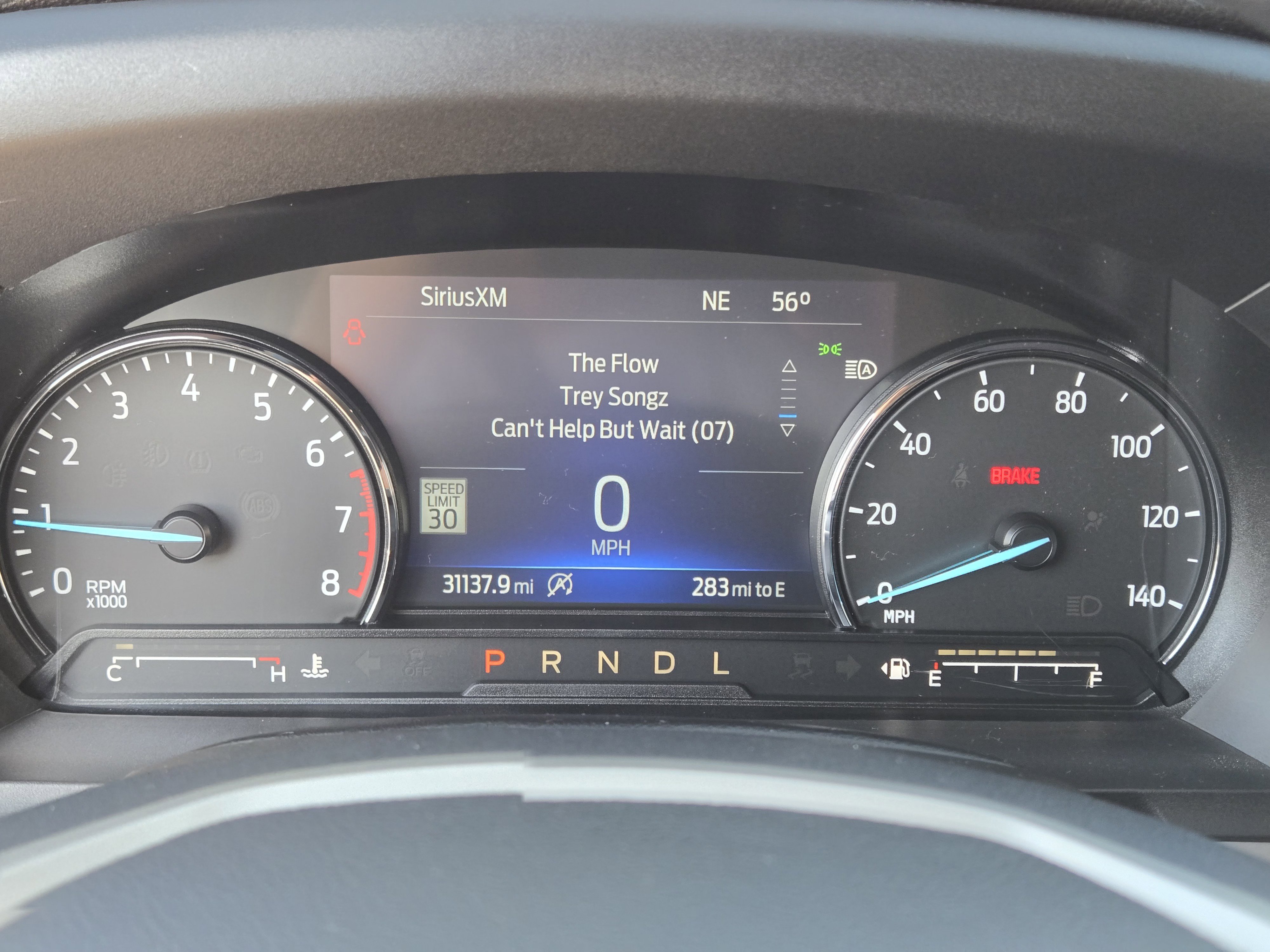 2023 Ford Explorer XLT photo 2