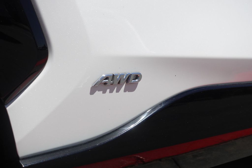 2023 Toyota RAV4 Prime XSE photo 4