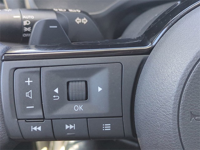 2023 Nissan Rogue SV photo 22