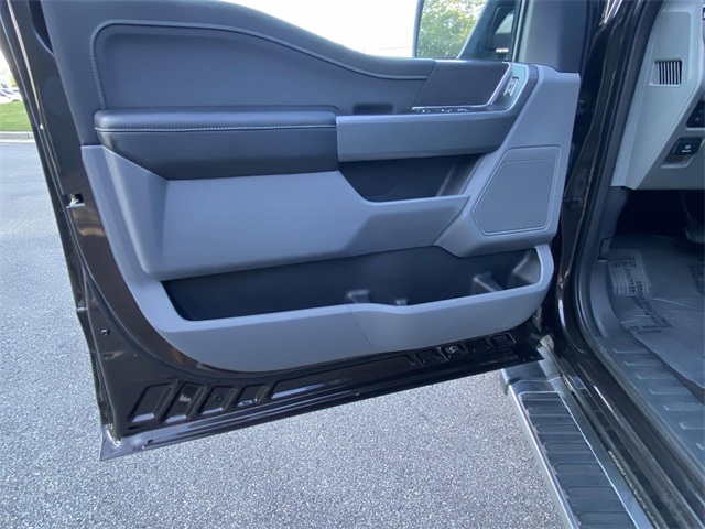 2024 Ford F-150 XLT photo 17