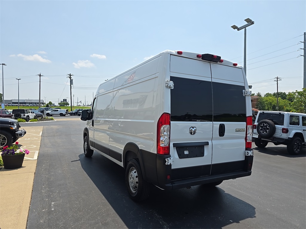 2023 Ram ProMaster 2500 photo 4
