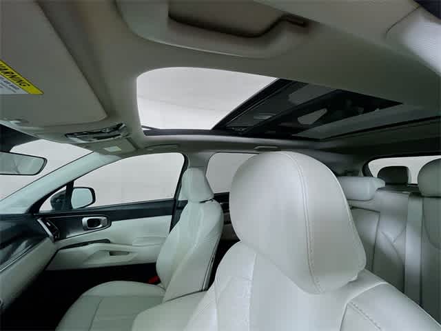 2021 Kia Sorento S photo 9
