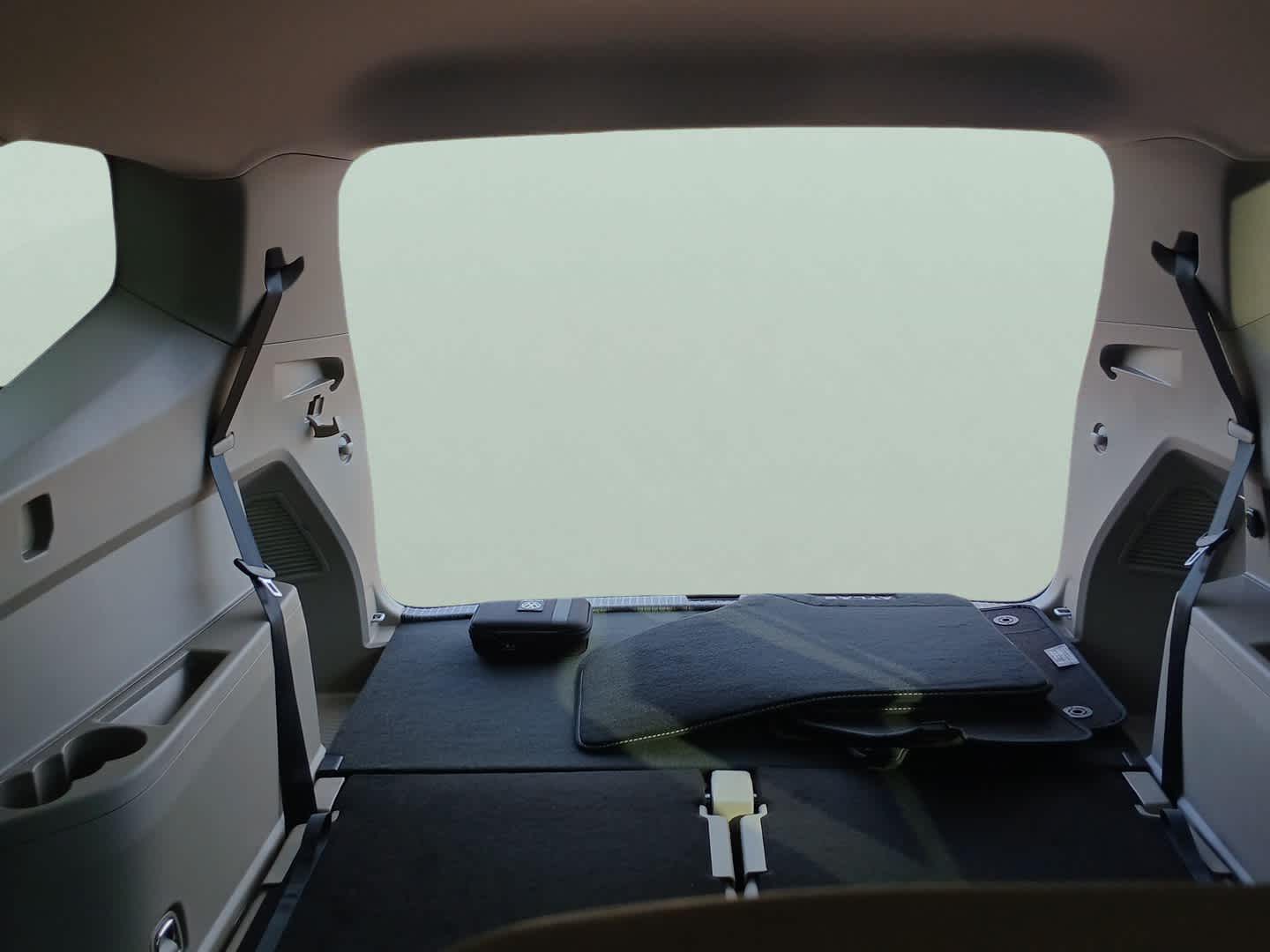 2026 Volkswagen Atlas SE photo 33