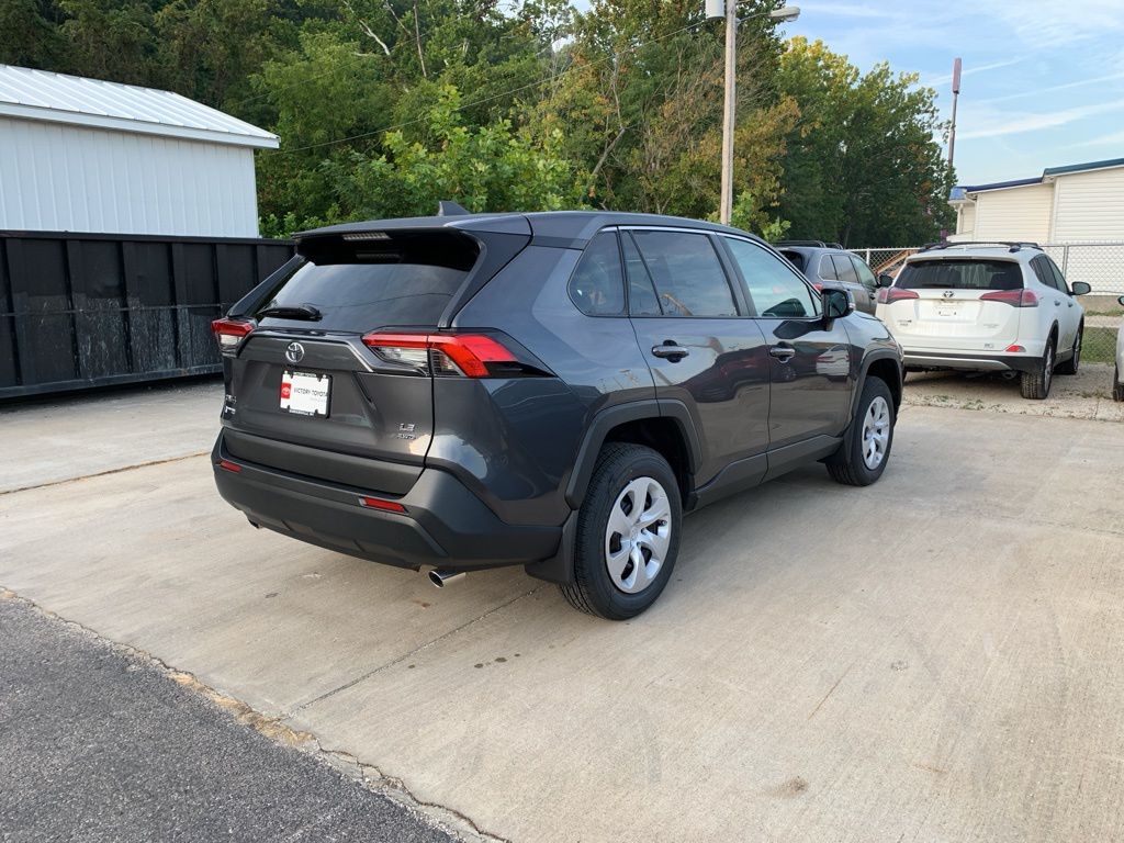 2025 Toyota RAV4 LE photo 2