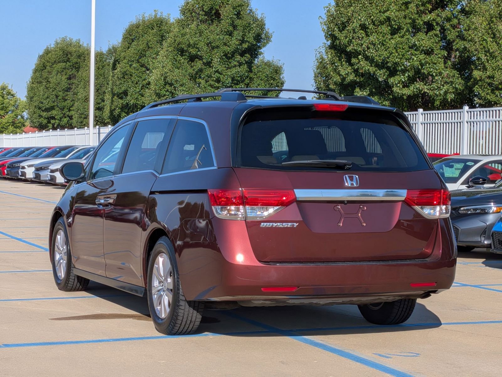 2016 Honda Odyssey EX-L photo 8