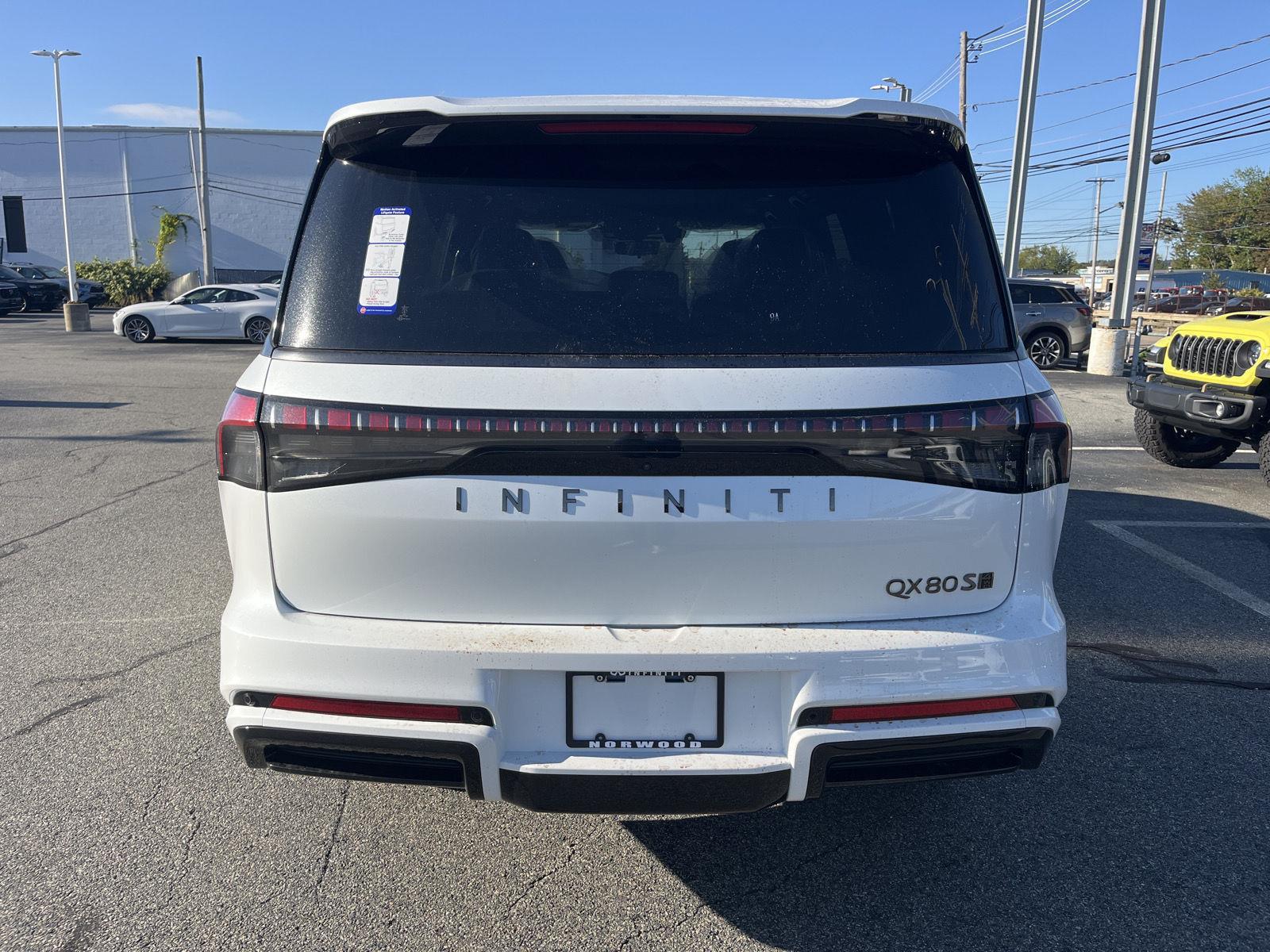 2026 Infiniti QX80 Sensory photo 3