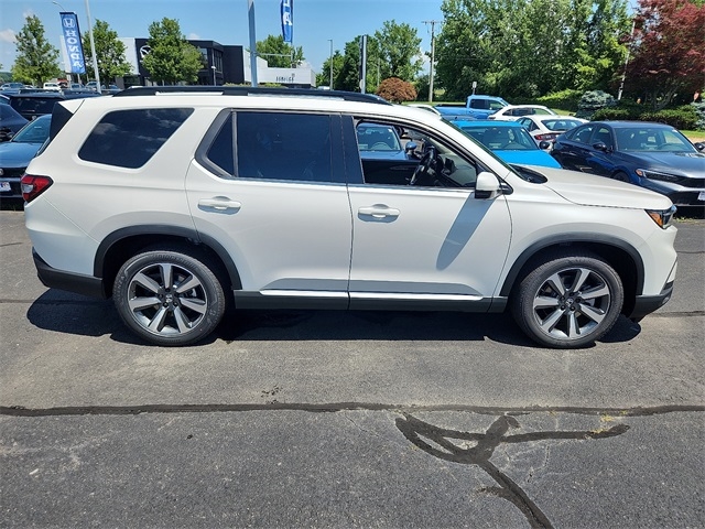 2025 Honda Pilot Elite photo 7