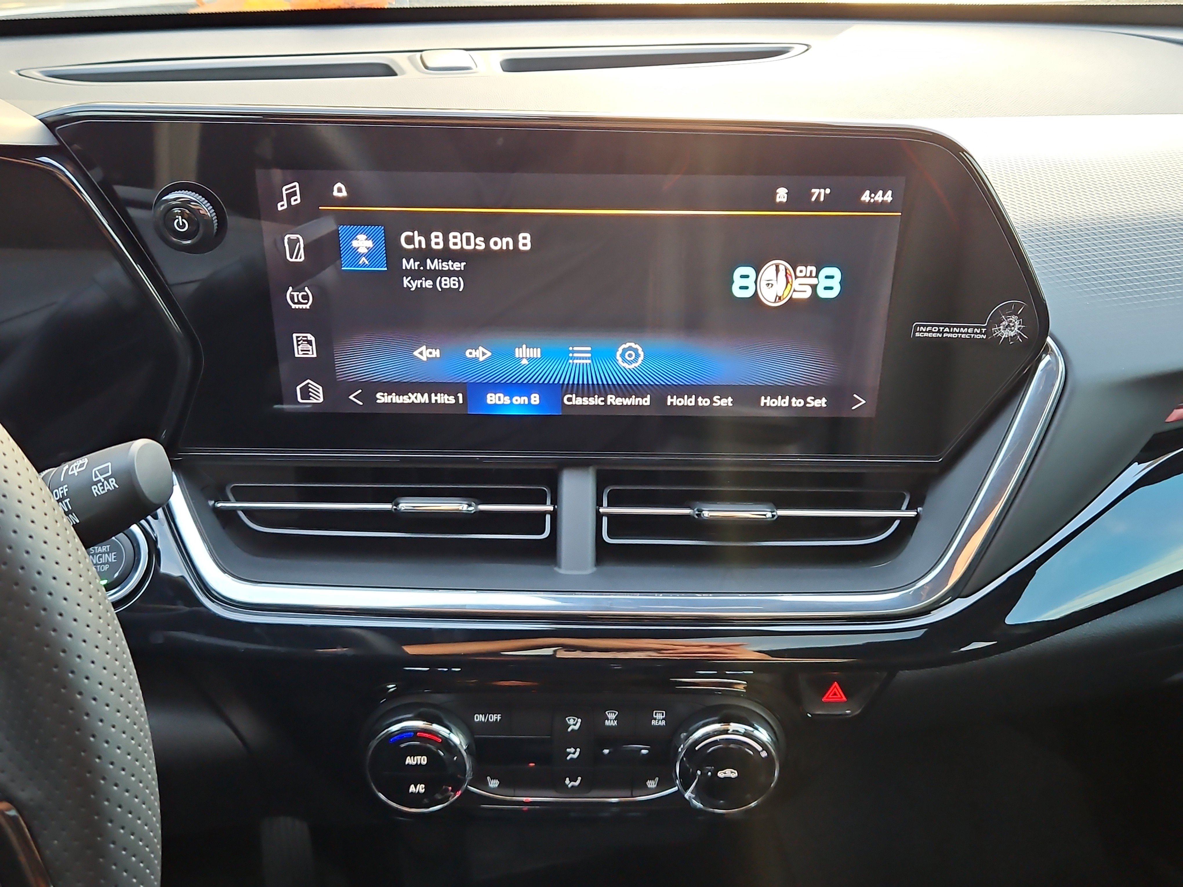 2026 Chevrolet Trax photo 4