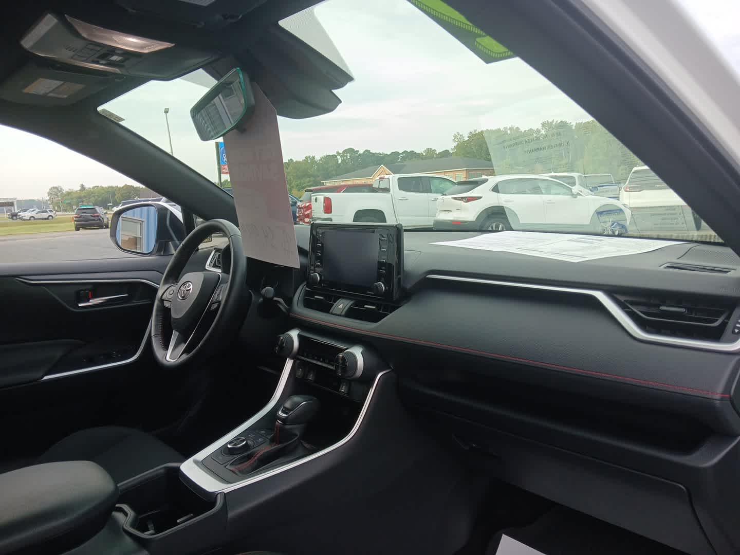 2022 Toyota RAV4 Prime SE photo 18
