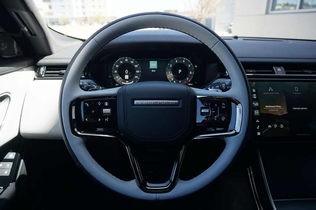 2026 Land Rover Range Rover Velar SE photo 18