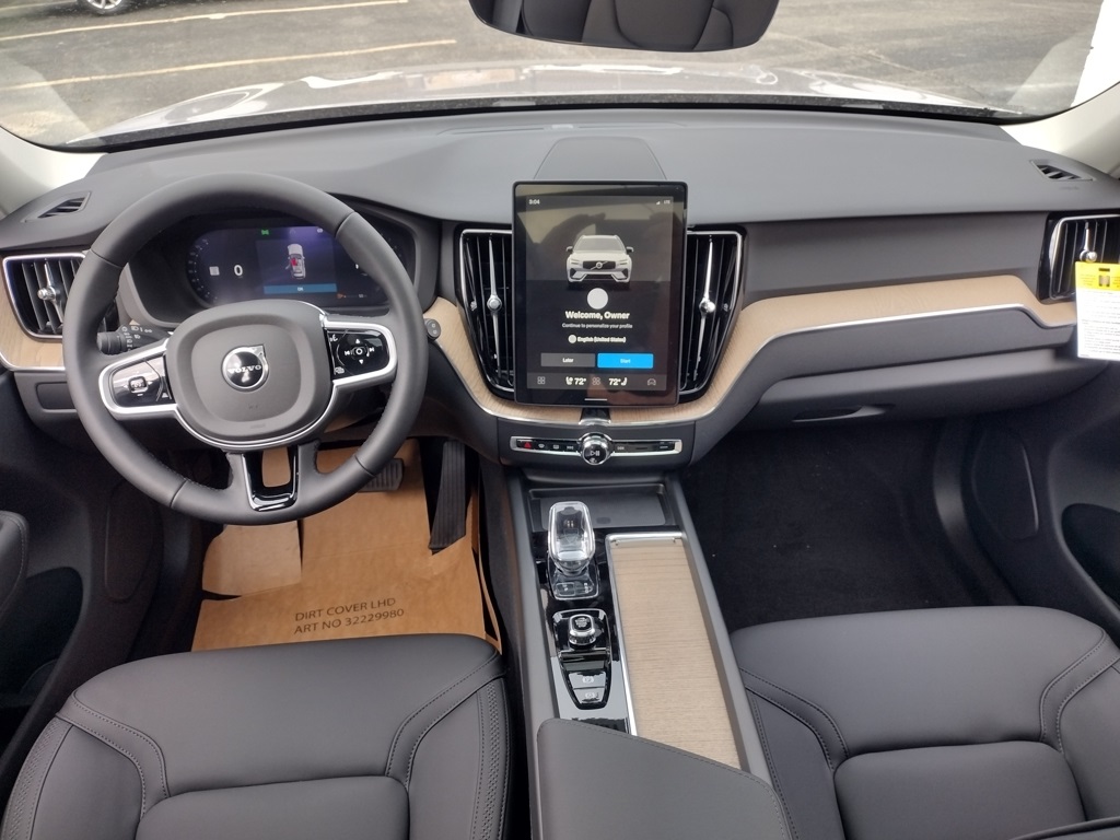 2026 VOLVO XC60 - Image 22