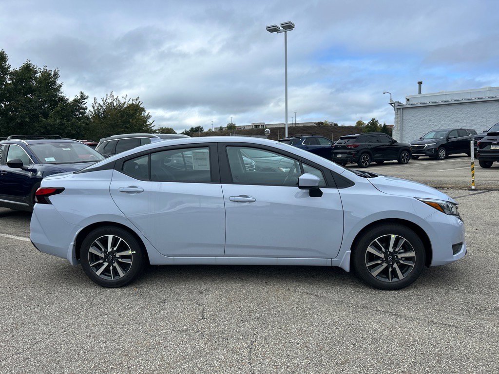 2025 Nissan Versa SV photo 2