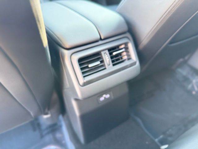2025 Mazda CX-50 Premium Plus photo 20