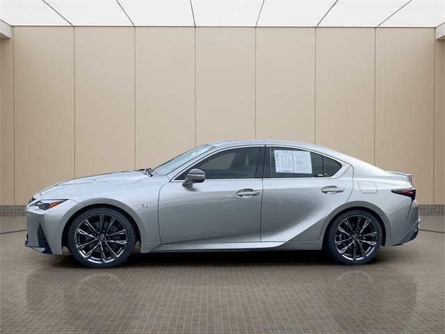 2023 Lexus IS 350 F SPORT photo 2