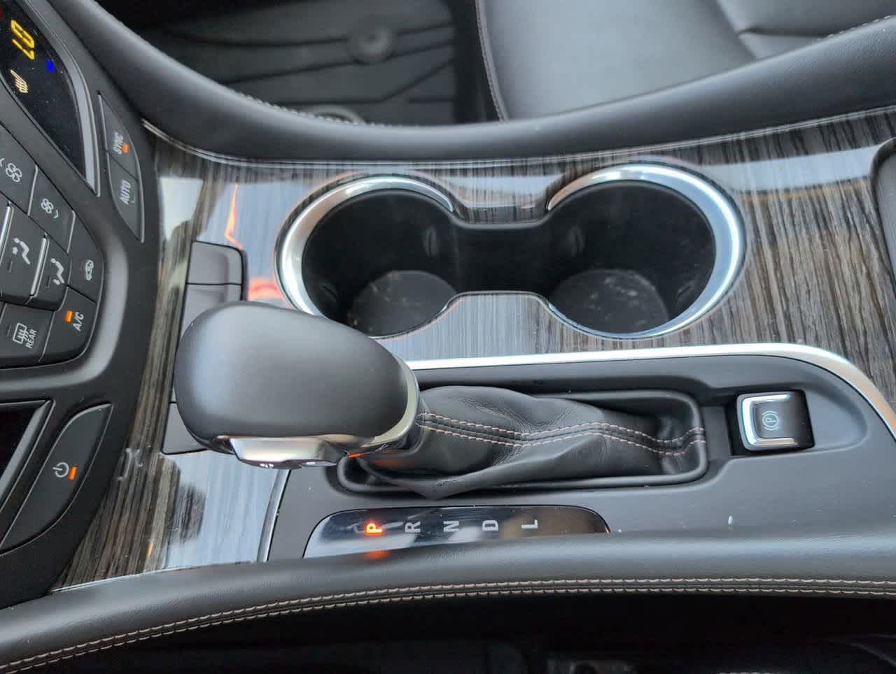 2018 Buick Envision Essence photo 26