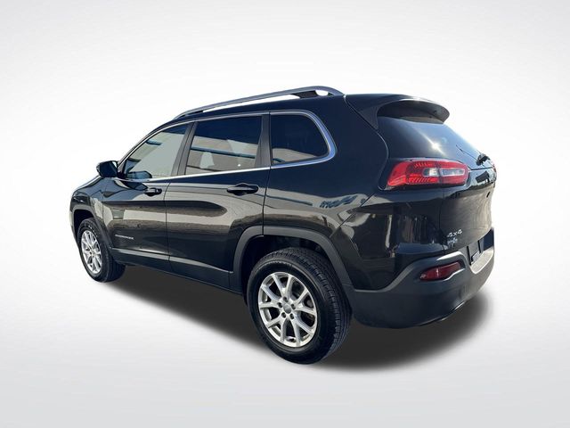 2016 Jeep Cherokee Latitude photo 3