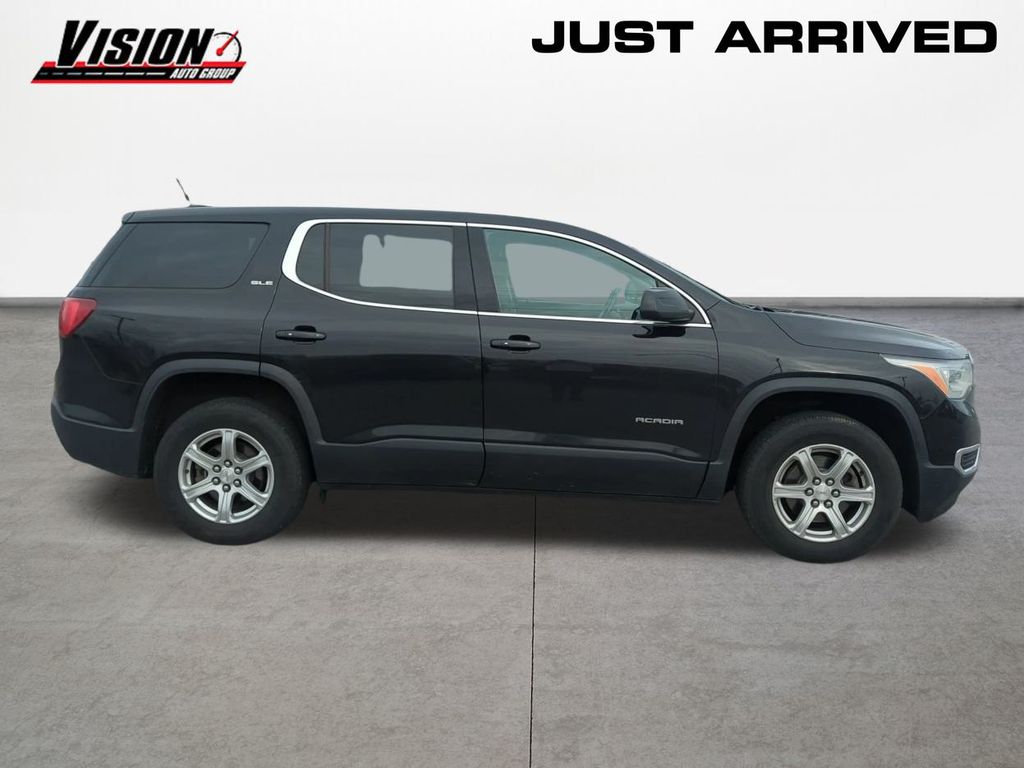 2019 Gmc Acadia SLE photo 2