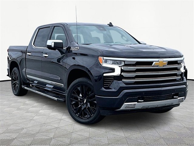 2022 Chevrolet Silverado 1500 High Country's photo
