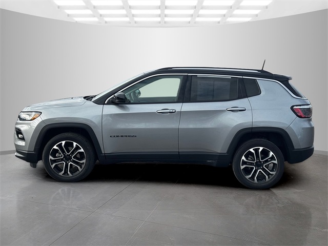 2022 Jeep Compass Limited photo 4