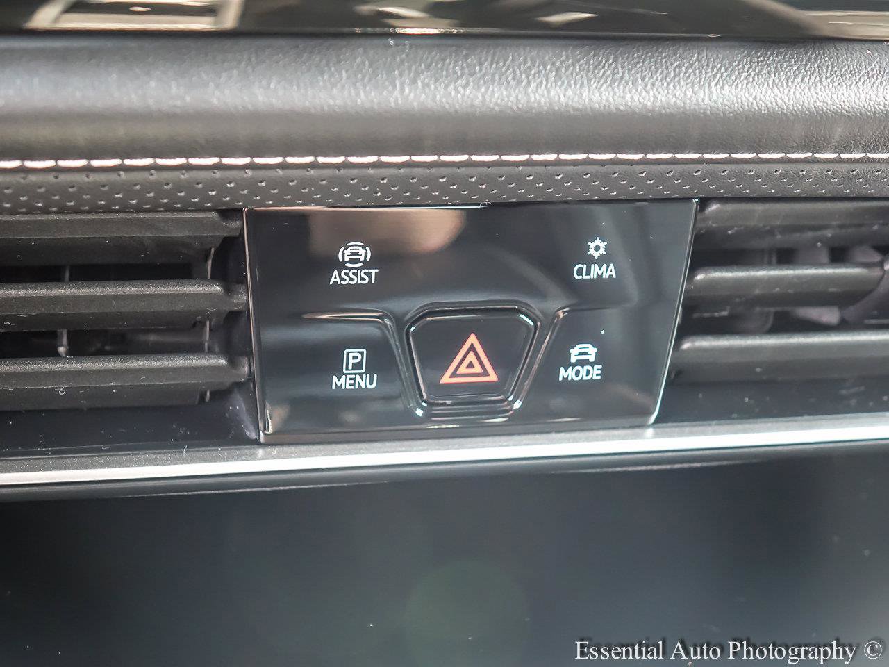 2025 VOLKSWAGEN ATLAS CROSS SPORT - Image 13