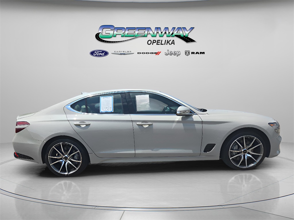 2024 Genesis G70 2.5T photo 8