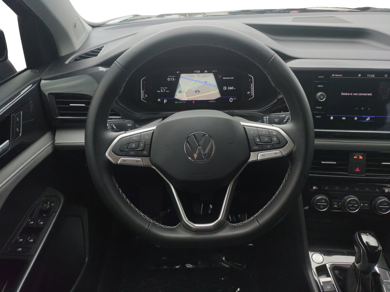 2022 Volkswagen Taos SEL photo 3