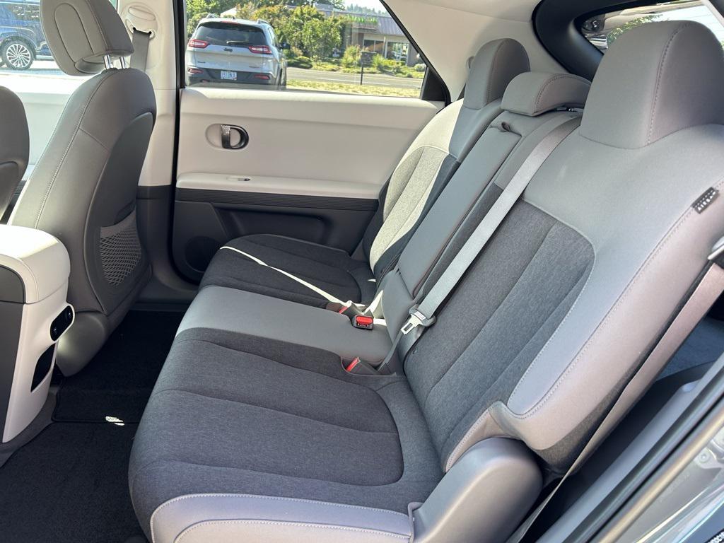 2025 Hyundai Ioniq 5 SE photo 24